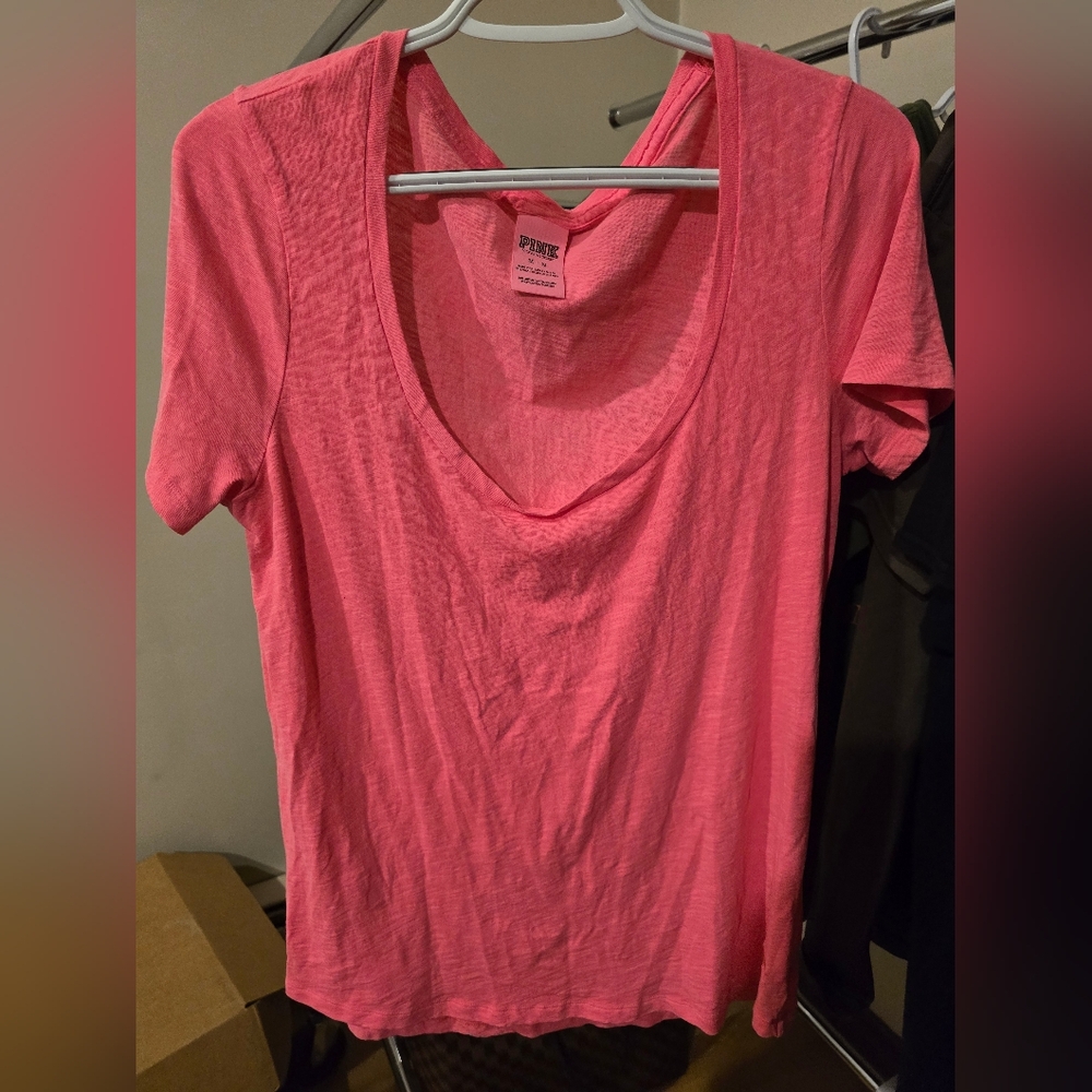 Victoria Secret Pink Women's Scoop Neck T Shirt
